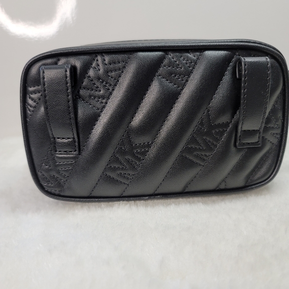 MK Belt Bag in black - Picture 2 of 4